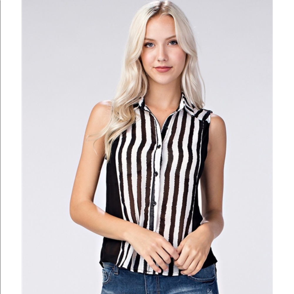 🆕💕Semi-Sheer Striped Hi-Low💕🆕